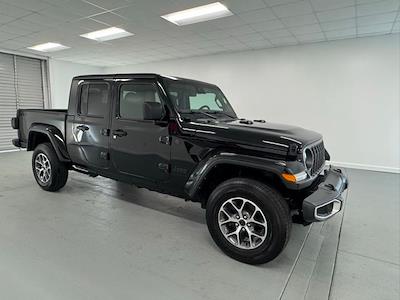 Used 2024 Jeep Gladiator Sport Crew Cab for sale #UF121358 - photo 2