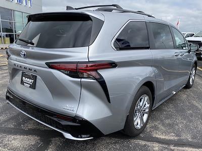 Used 2022 Toyota Sienna XSE AWD Minivan for sale #1967X - photo 2
