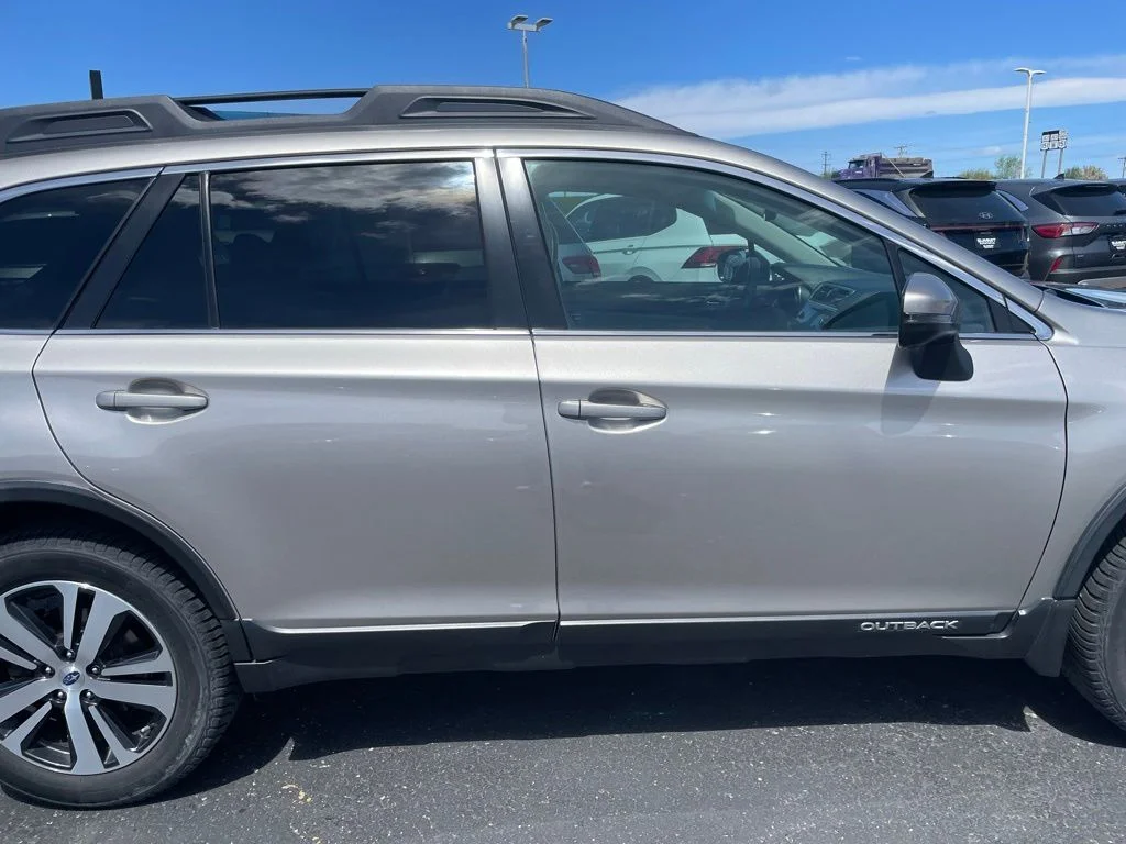 Used 2018 Subaru Outback - photo 30