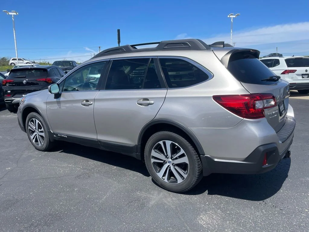 Used 2018 Subaru Outback - photo 7