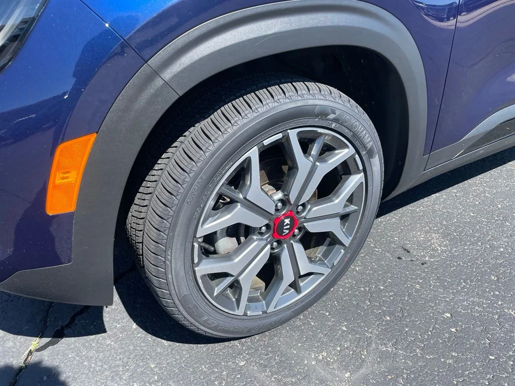 Used 2021 Kia Seltos - photo 5