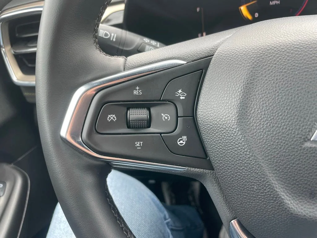 Used 2025 Chevrolet Trailblazer - photo 22