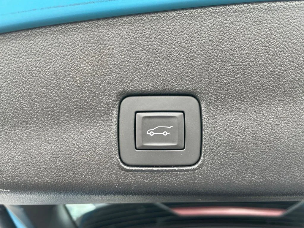 Used 2025 Chevrolet Trailblazer - photo 36