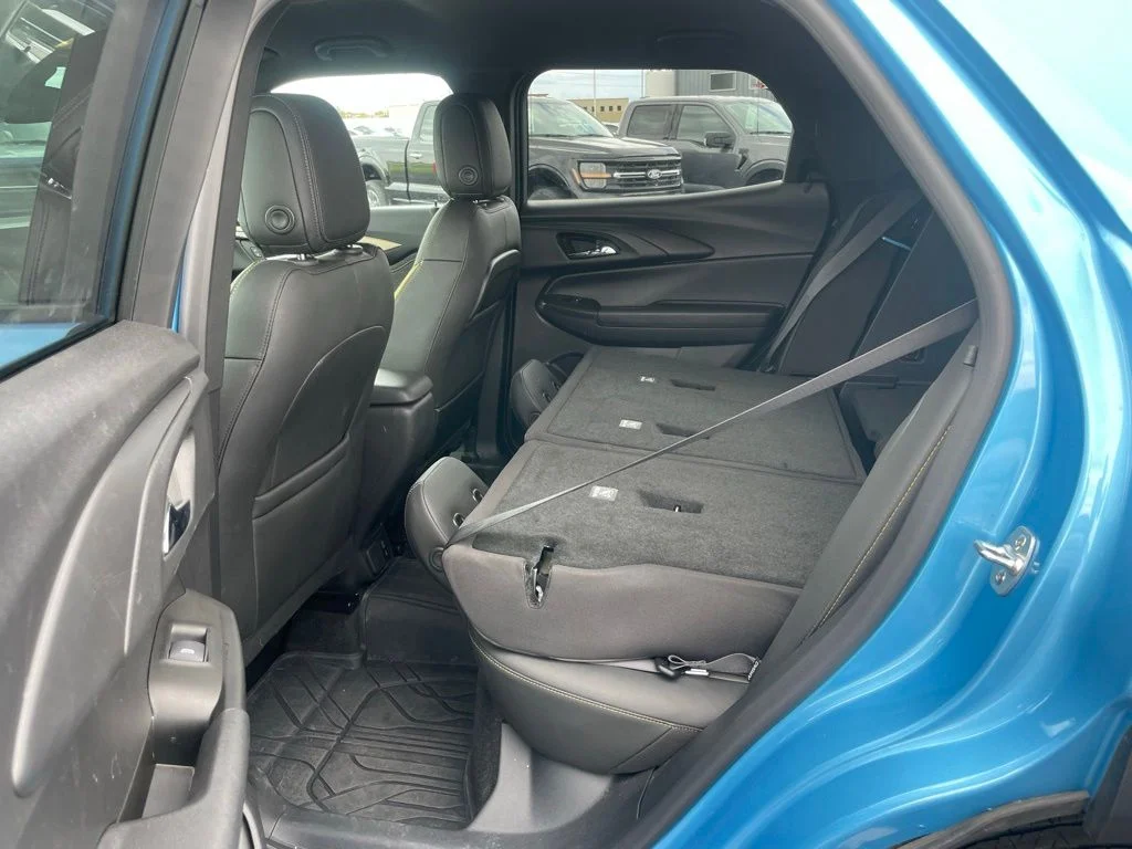 Used 2025 Chevrolet Trailblazer - photo 55