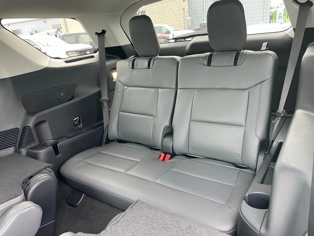 New 2026 Ford Explorer - photo 12