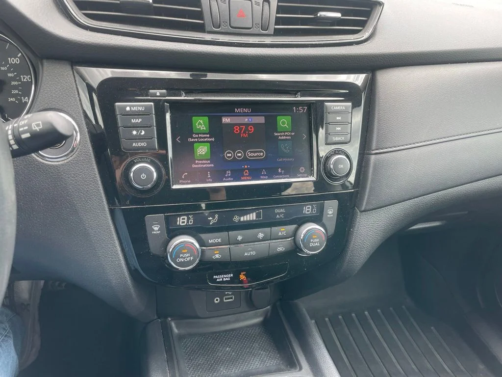 Used 2018 Nissan Rogue - photo 12