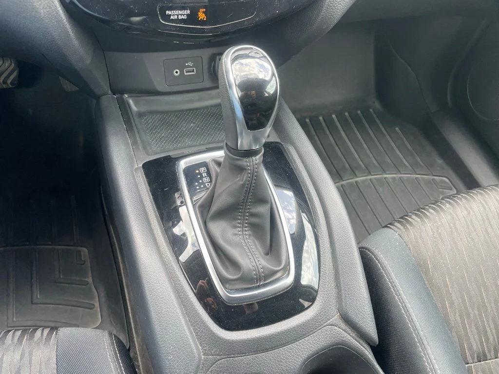 Used 2018 Nissan Rogue - photo 15