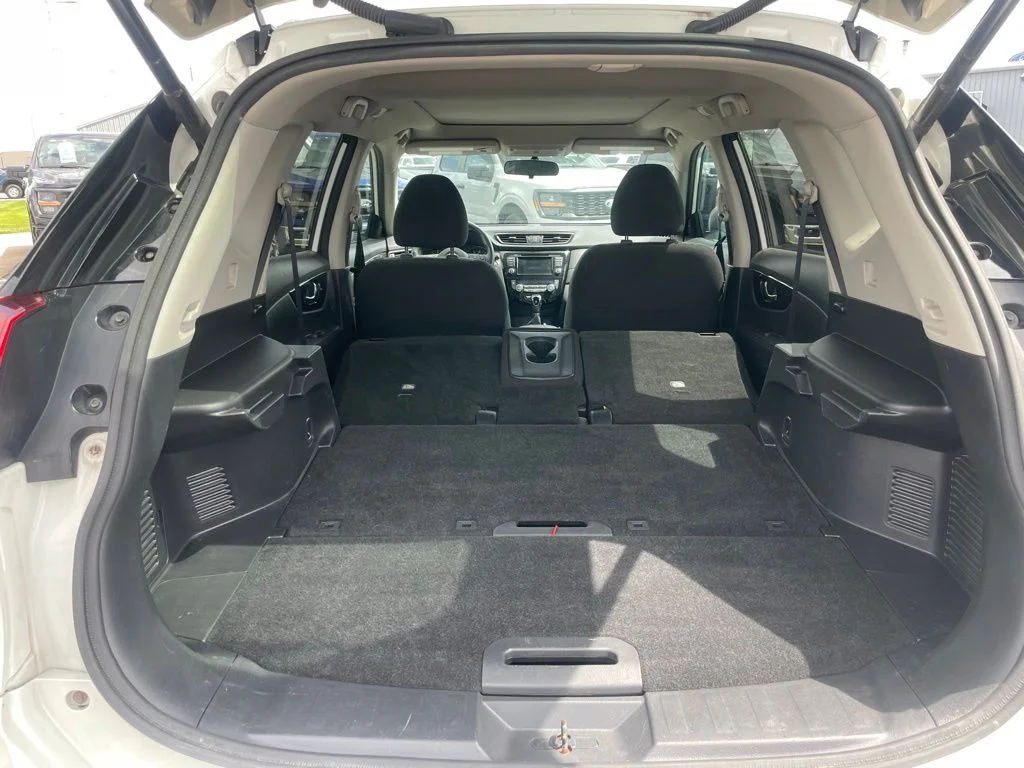 Used 2018 Nissan Rogue - photo 33