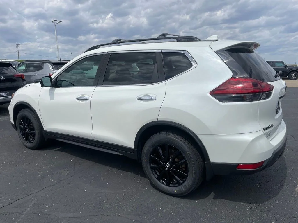 Used 2018 Nissan Rogue - photo 7