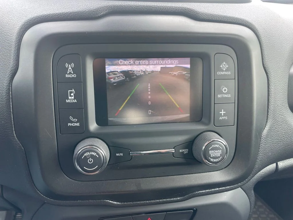 Used 2020 Jeep Renegade - photo 19