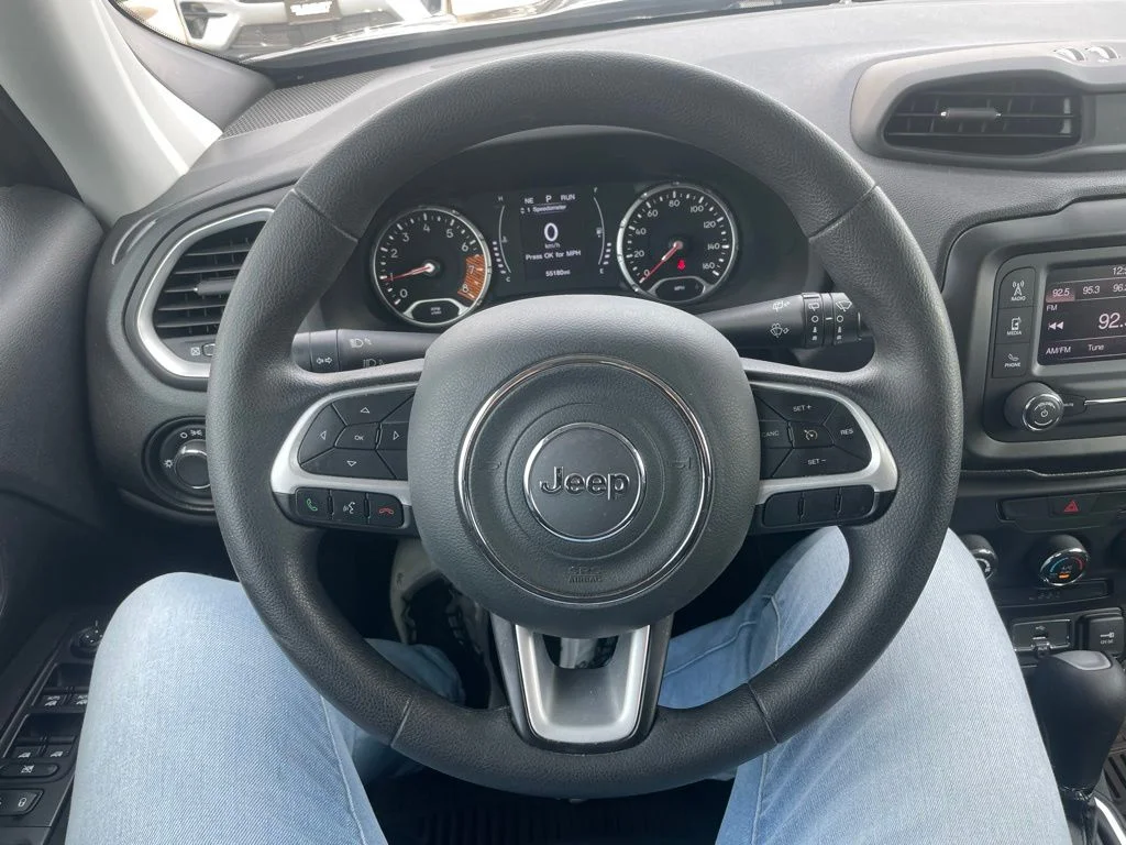 Used 2020 Jeep Renegade - photo 23