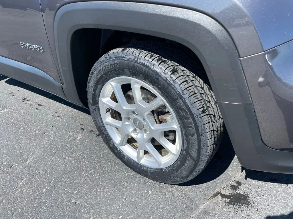 Used 2020 Jeep Renegade - photo 5