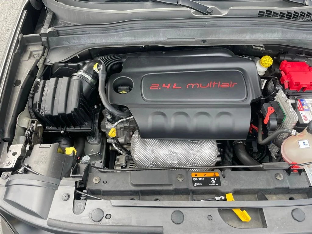 Used 2020 Jeep Renegade - photo 38