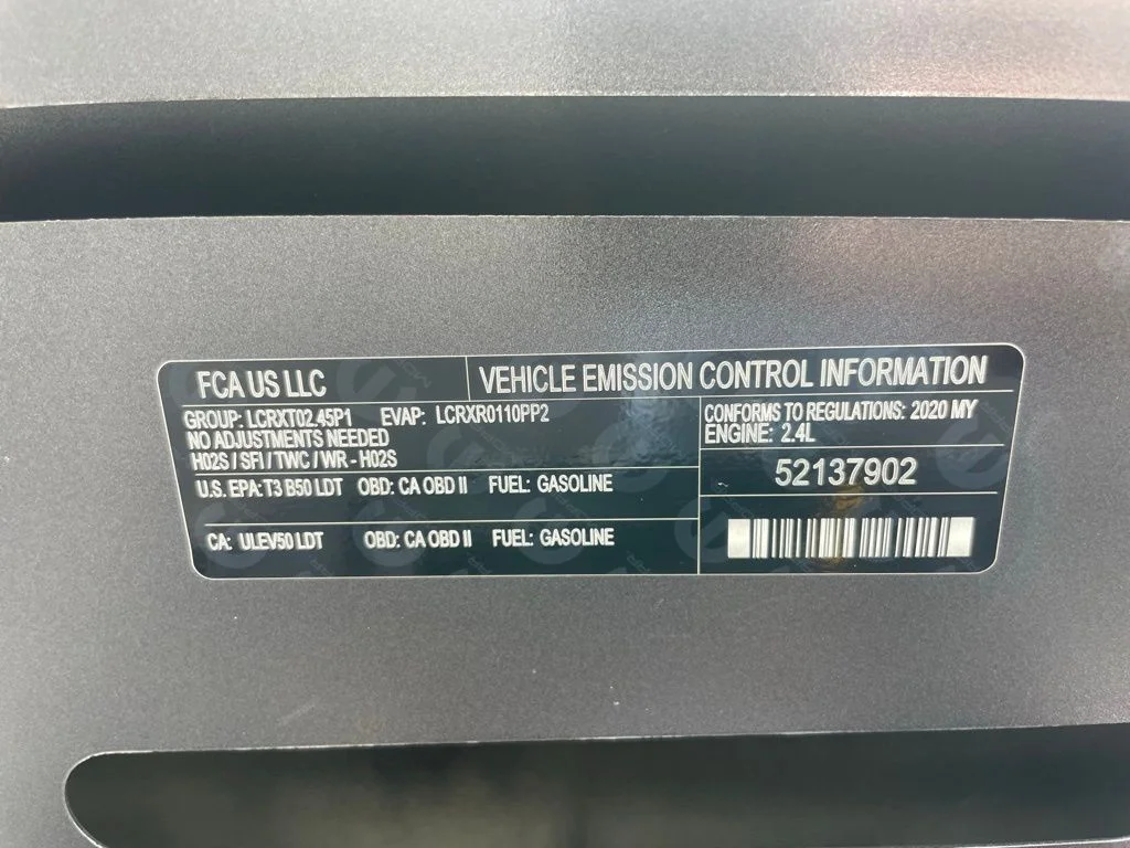 Used 2020 Jeep Renegade - photo 40