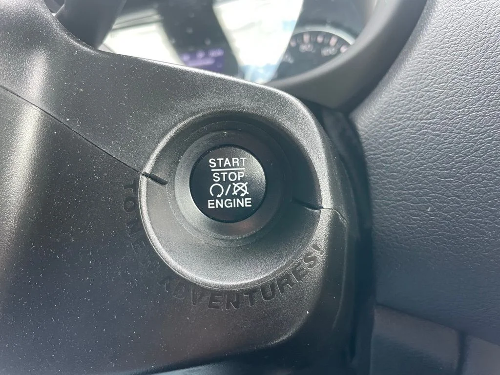 Used 2020 Jeep Renegade - photo 45