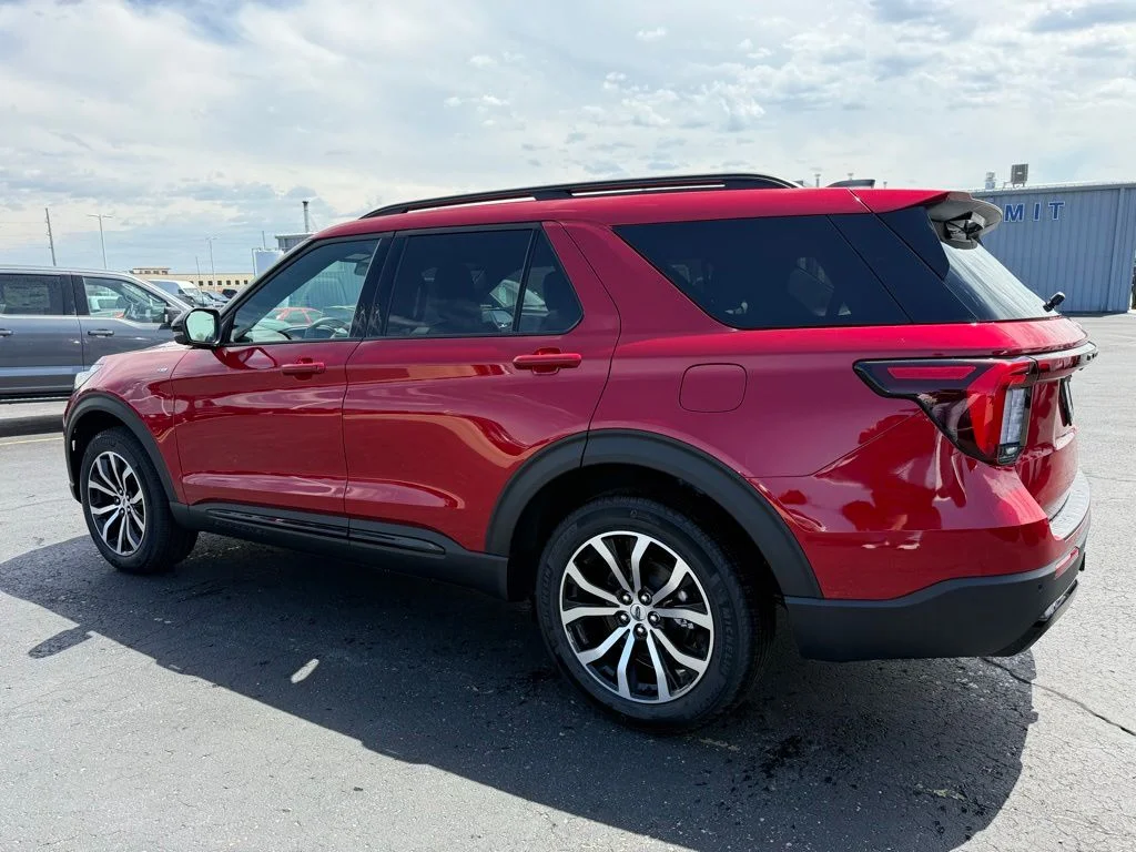 New 2026 Ford Explorer - photo 7