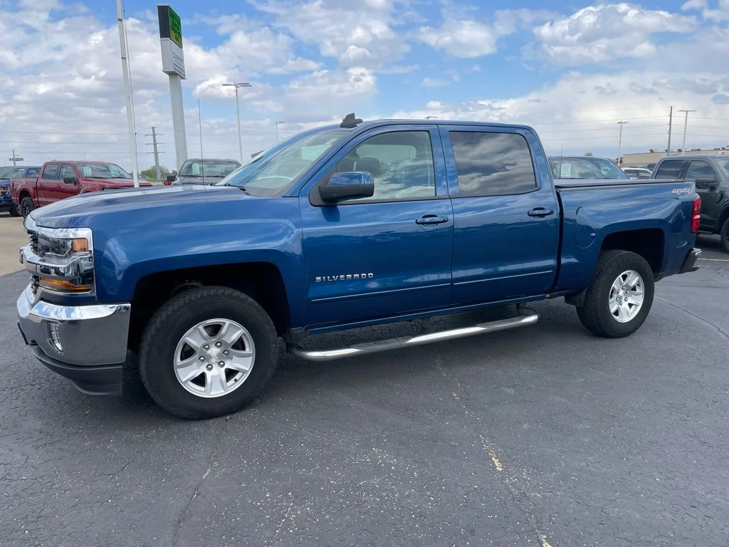 Used 2017 Chevrolet Silverado 1500 - photo 7