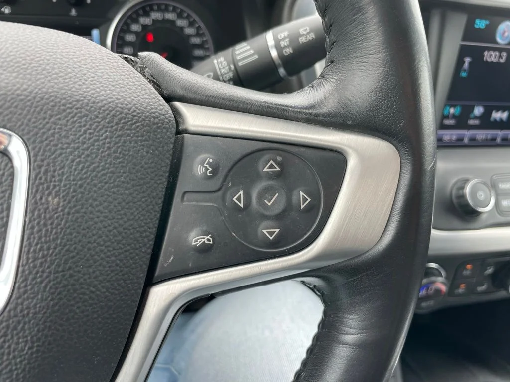 Used 2018 GMC Acadia - photo 23