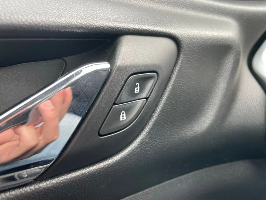 Used 2018 GMC Acadia - photo 26
