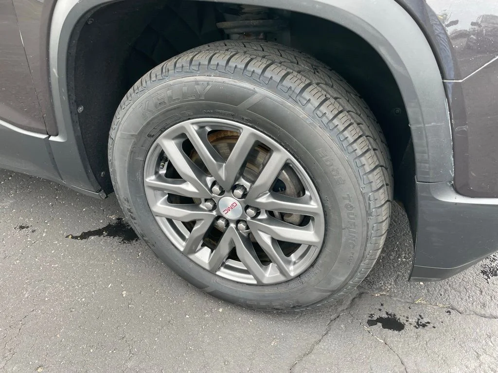 Used 2018 GMC Acadia - photo 2