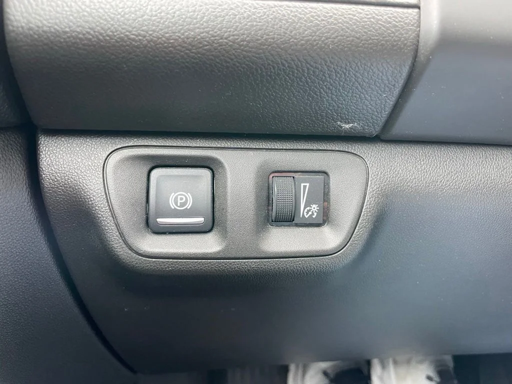 Used 2018 GMC Acadia - photo 45