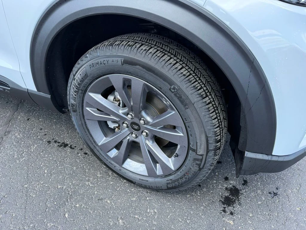 New 2026 Ford Explorer - photo 6