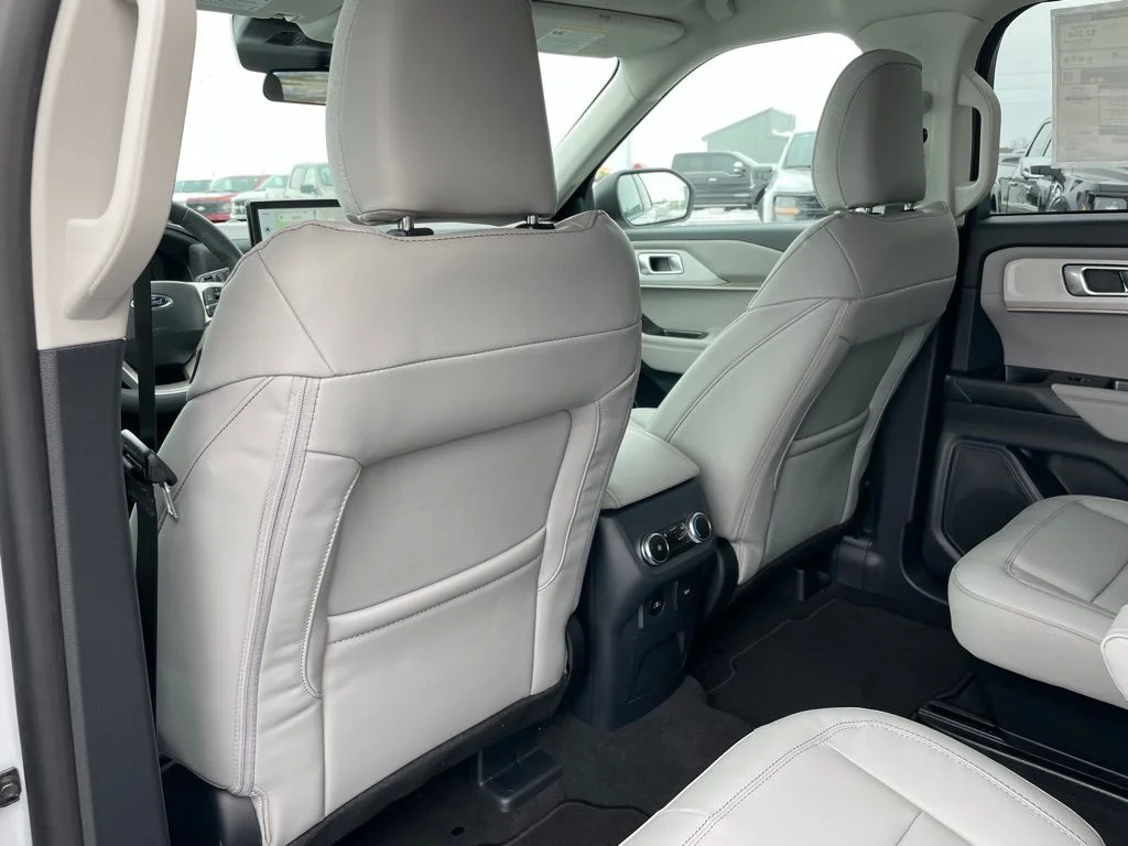 New 2026 Ford Explorer - photo 57