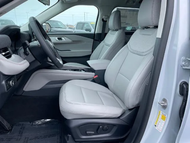 New 2026 Ford Explorer - photo 9