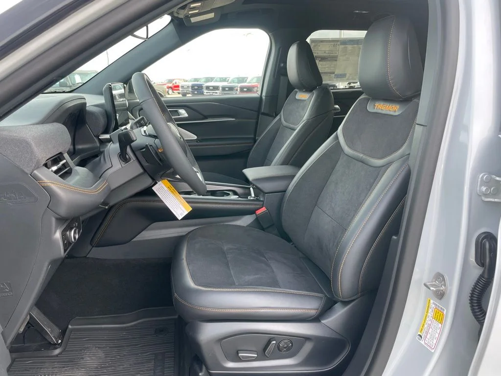 New 2026 Ford Explorer - photo 9