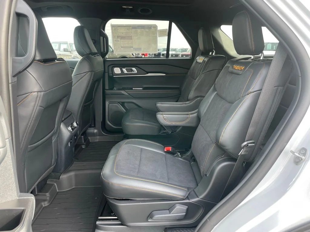 New 2026 Ford Explorer - photo 10