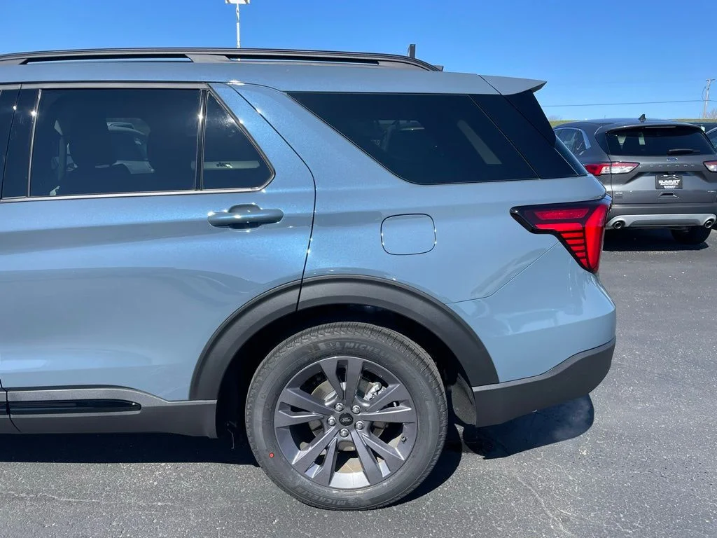 New 2026 Ford Explorer - photo 33