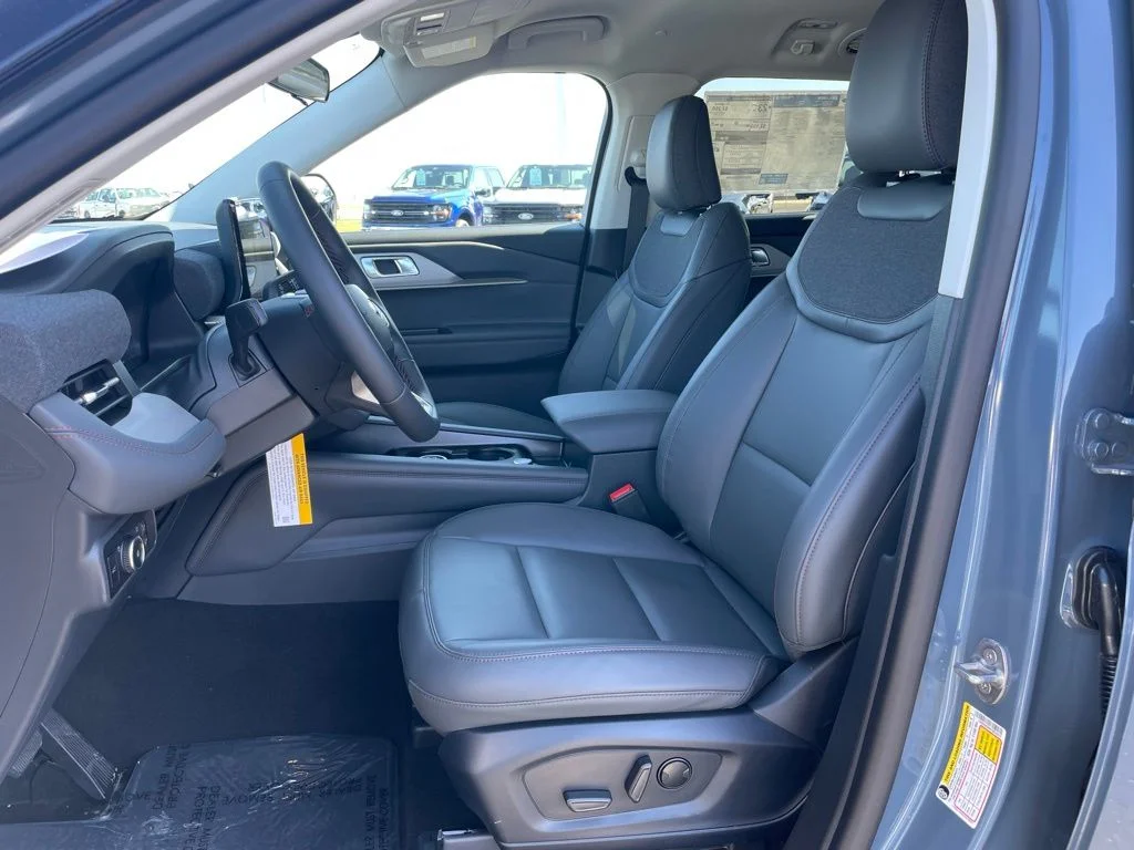 New 2026 Ford Explorer - photo 8