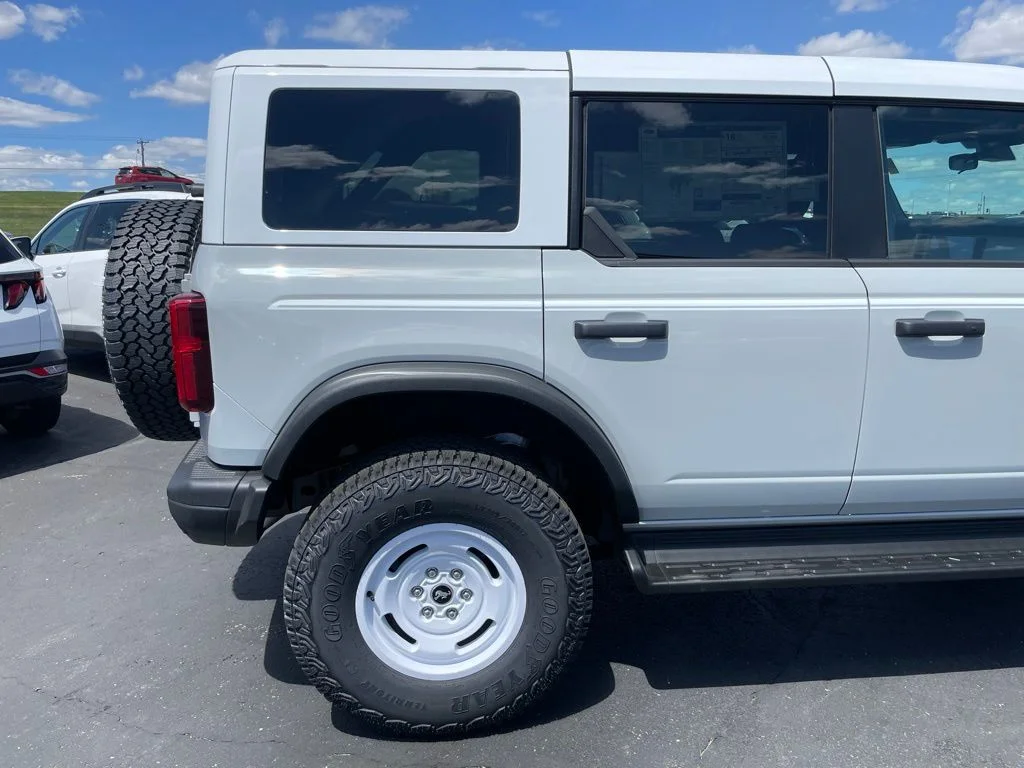 New 2026 Ford Bronco - photo 23