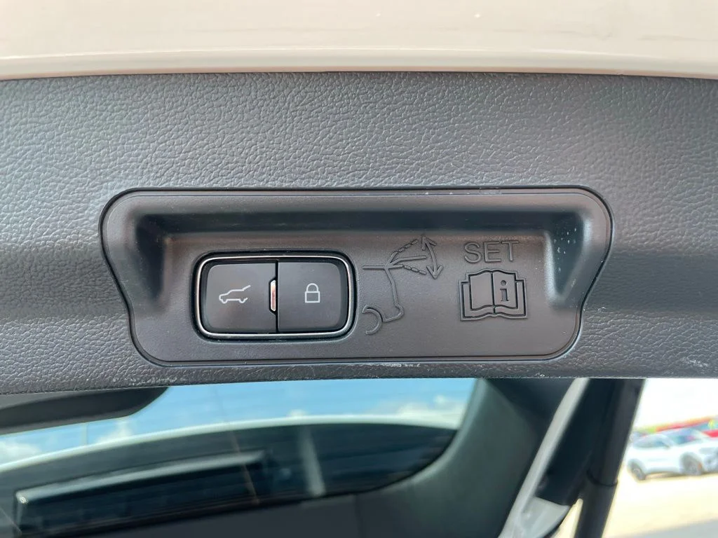 Used 2022 Ford Explorer - photo 39