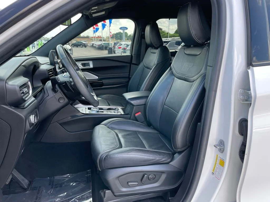 Used 2022 Ford Explorer - photo 8