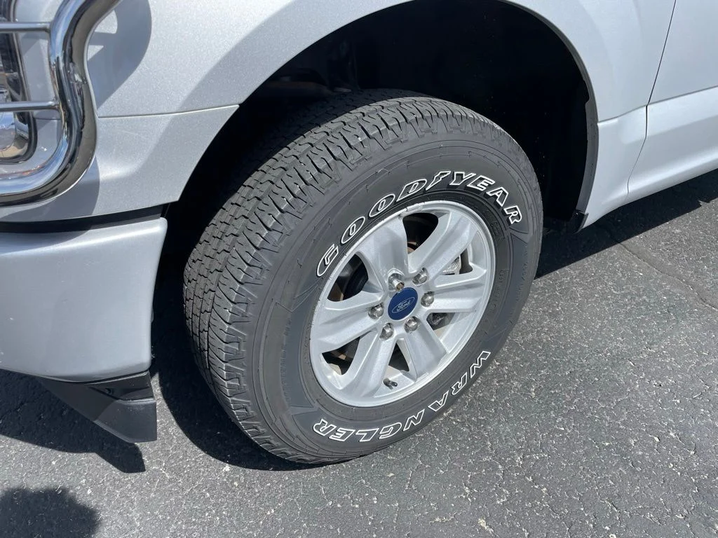 Used 2018 Ford F-150 - photo 2