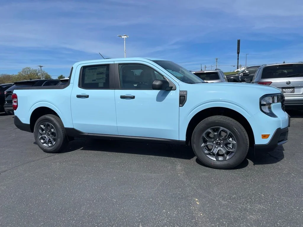 New 2026 Ford Maverick - photo 2
