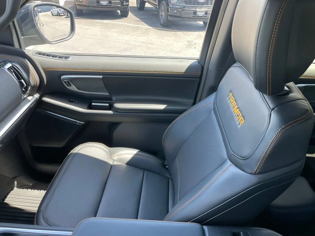New 2026 Ford Expedition - photo 15