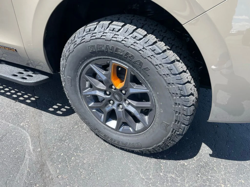 New 2026 Ford Expedition - photo 3