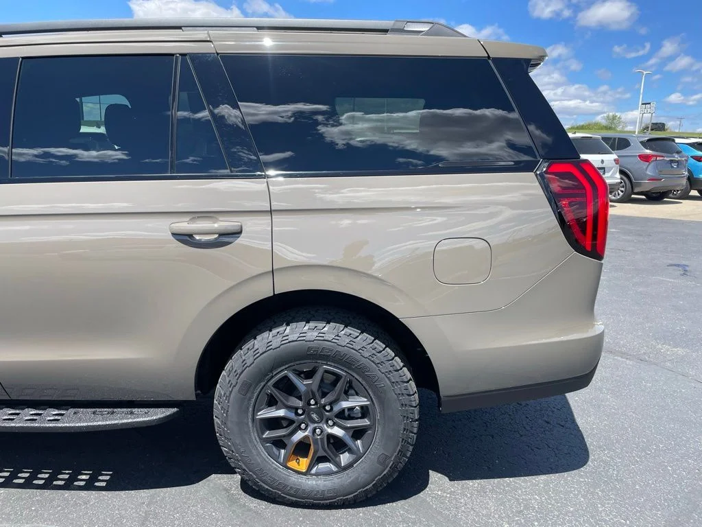 New 2026 Ford Expedition - photo 33