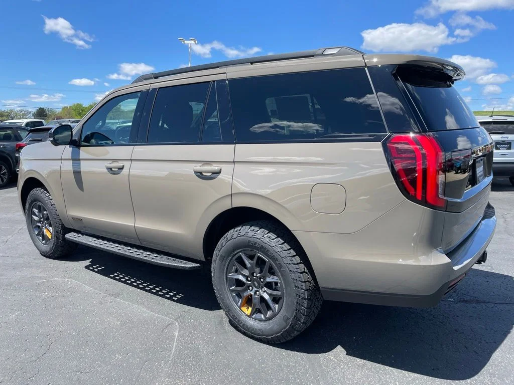 New 2026 Ford Expedition - photo 5
