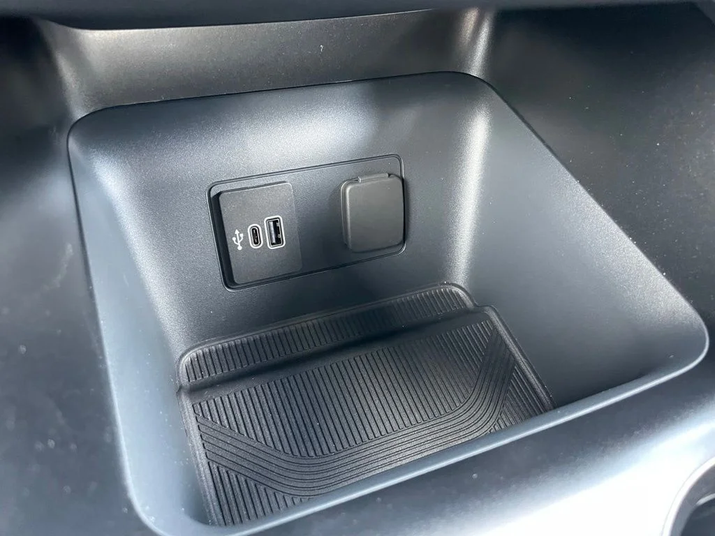 Used 2026 Ford Explorer - photo 14