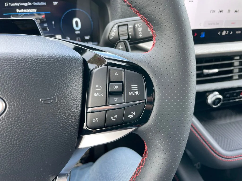Used 2026 Ford Explorer - photo 28