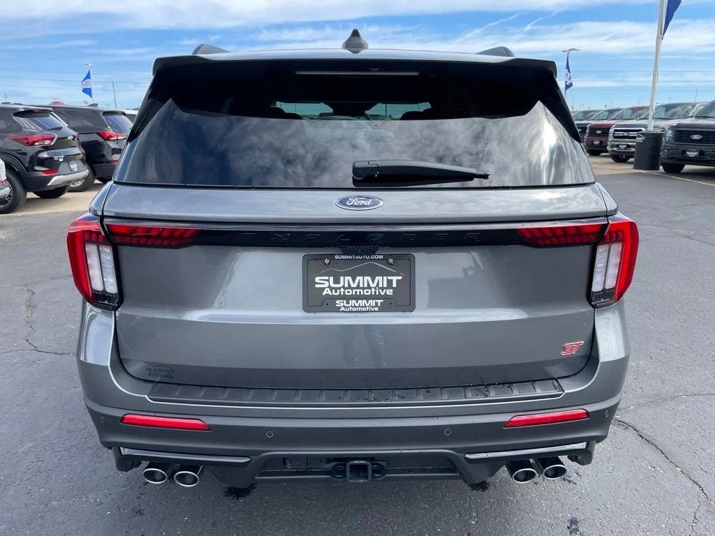 Used 2026 Ford Explorer - photo 37