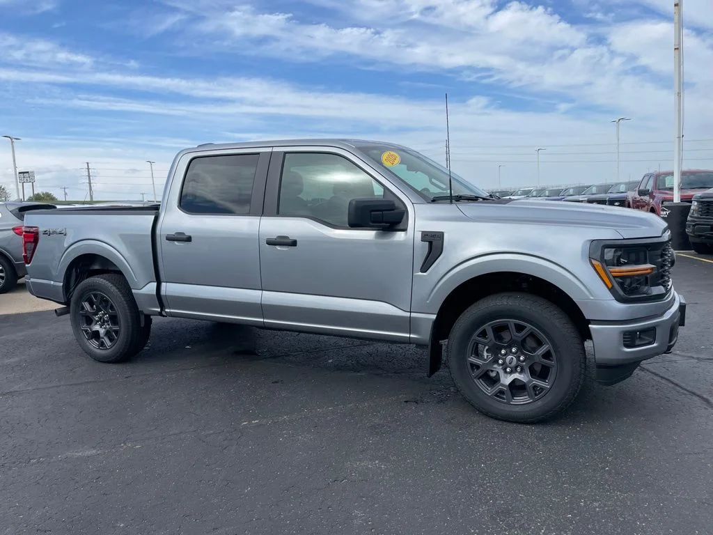 New 2026 Ford F-150 - photo 2