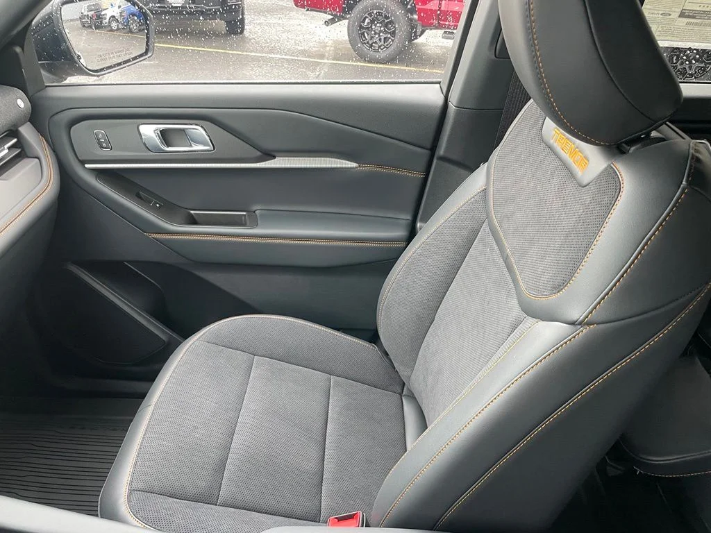 New 2026 Ford Explorer - photo 11