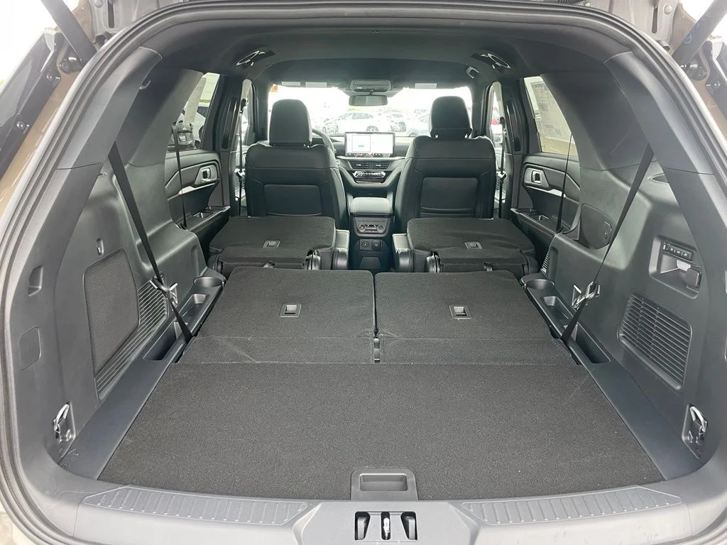New 2026 Ford Explorer - photo 24