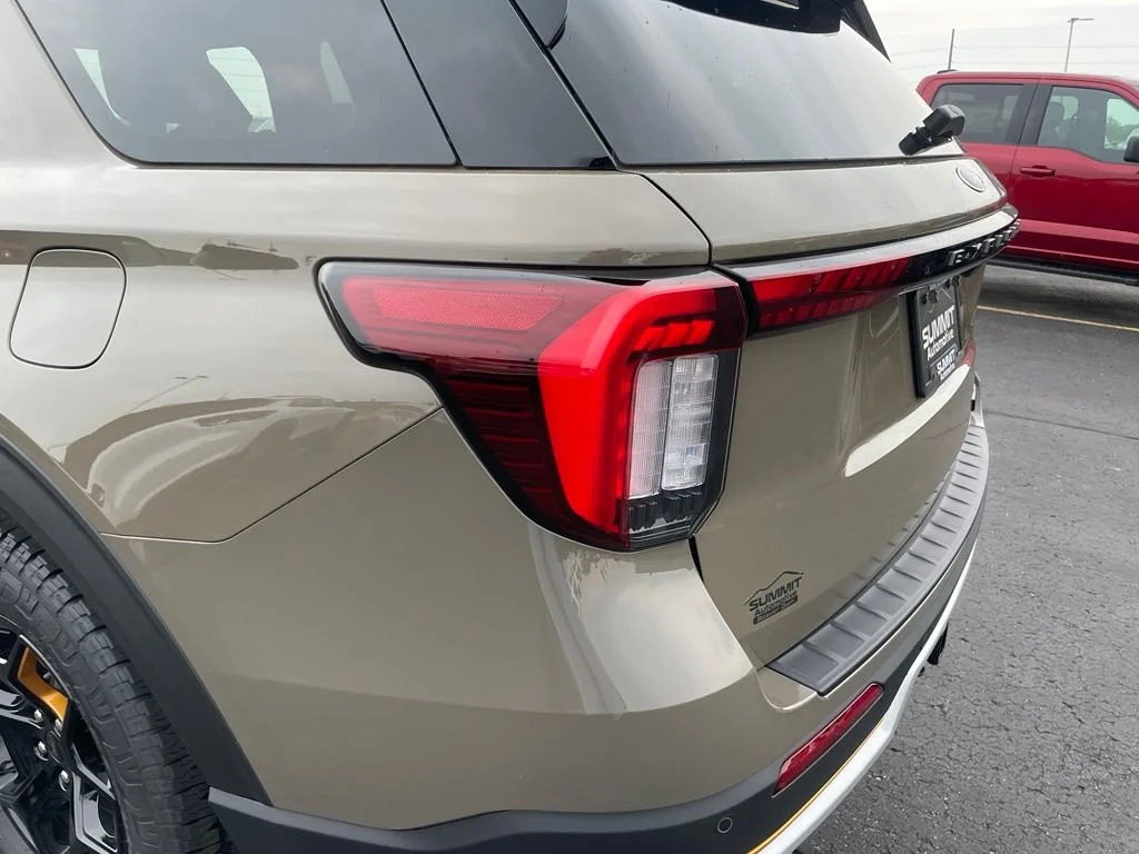 New 2026 Ford Explorer - photo 30