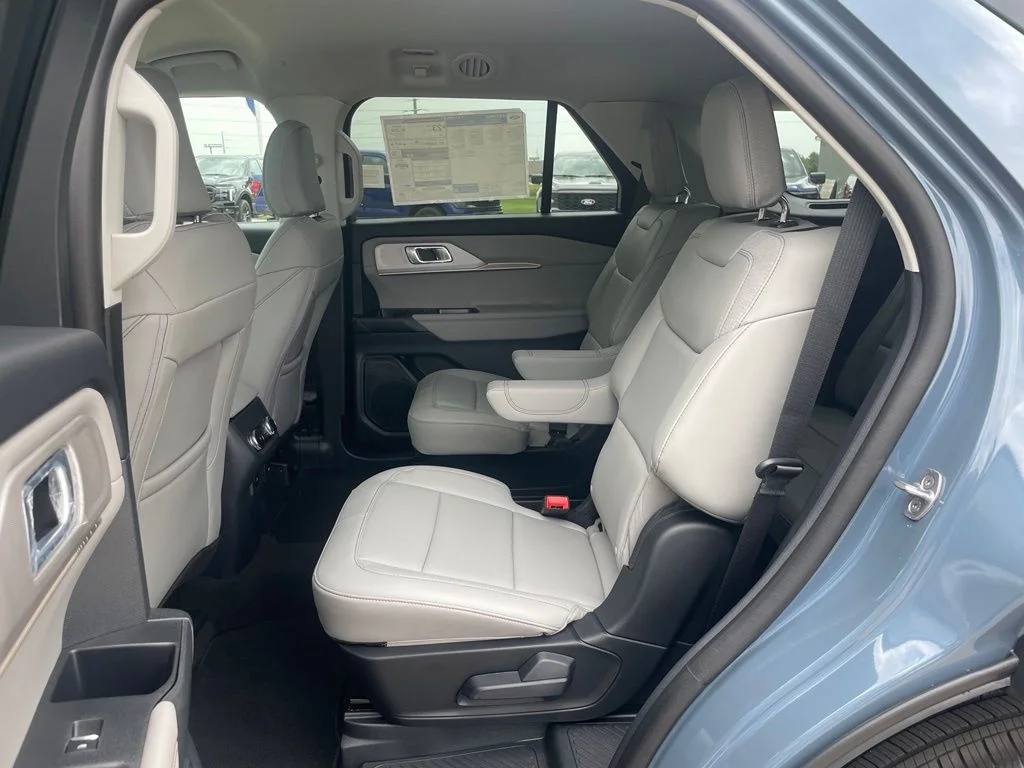 New 2026 Ford Explorer - photo 13