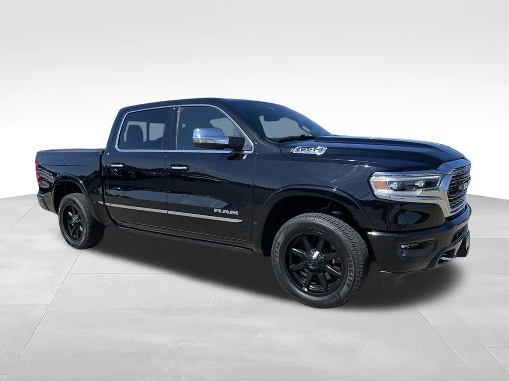 Used 2022 Ram 1500 - photo 2